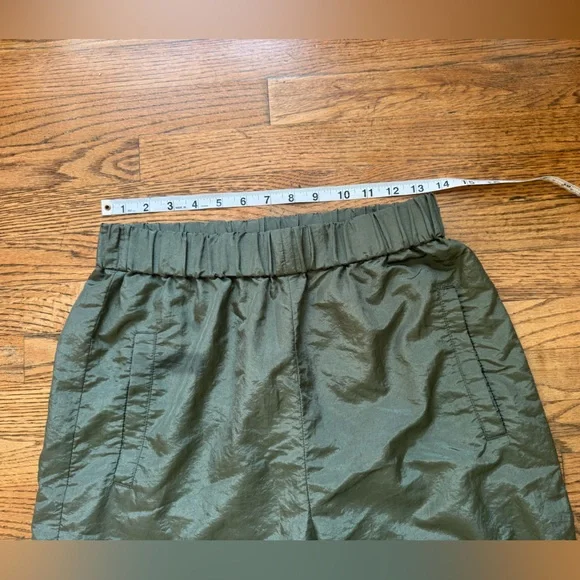 Tibi Wilt Cargo Joggers small long like new crispy nylon army green - Picture 7 of 10
